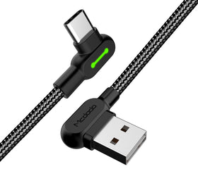 Mcdodo CA-5282 Vinklad USB C till vinklad USB A kabel för synkning och snabb laddning med LED svart 1,8m