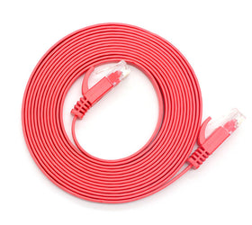 NÖRDIC Cat6 U/UTP flat nätverkskabel 7,5m 250MHz bandbredd och 10Gbps överföringshastighet röd