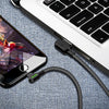 Mcdodo CA-4679 Vinklad Apple Lightning (Non MFI) till vinklad USB A kabel för synkning och snabb laddning, med LED, svart, 3m